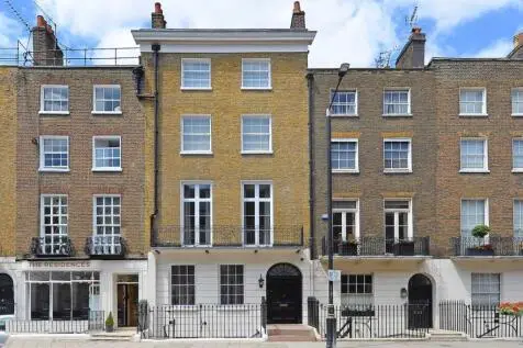 6 bedroom House for sale