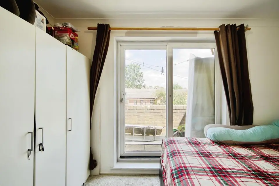 2 bedroom townhouse for sale