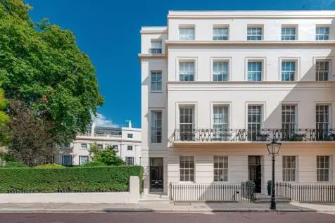 6 bedroom End of Terrace for sale
