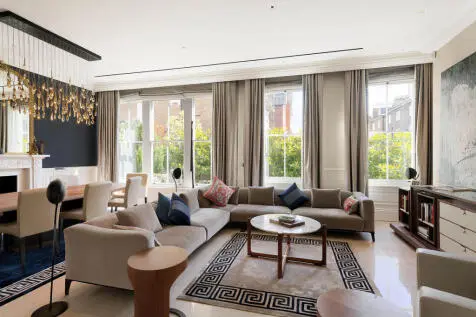 5 bedroom Semi-Detached for sale