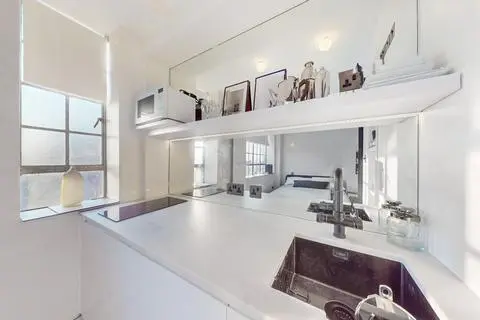 Studio to rent