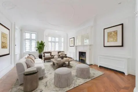 7 bedroom End of Terrace for sale