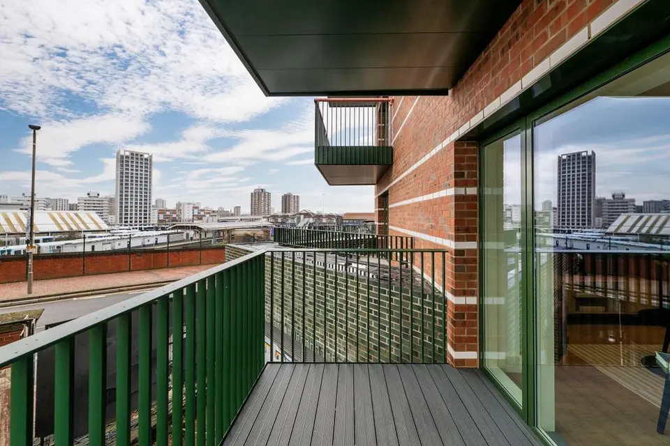 2 bedroom apartment for sale