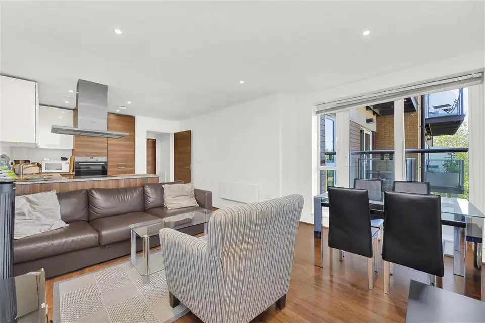2 bedroom apartment for sale