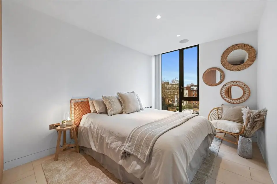 3 bedroom flat to rent