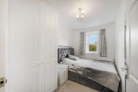 2 bedroom property to rent