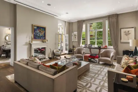 5 bedroom Apartment for sale