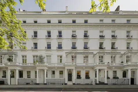 7 bedroom Town House for sale