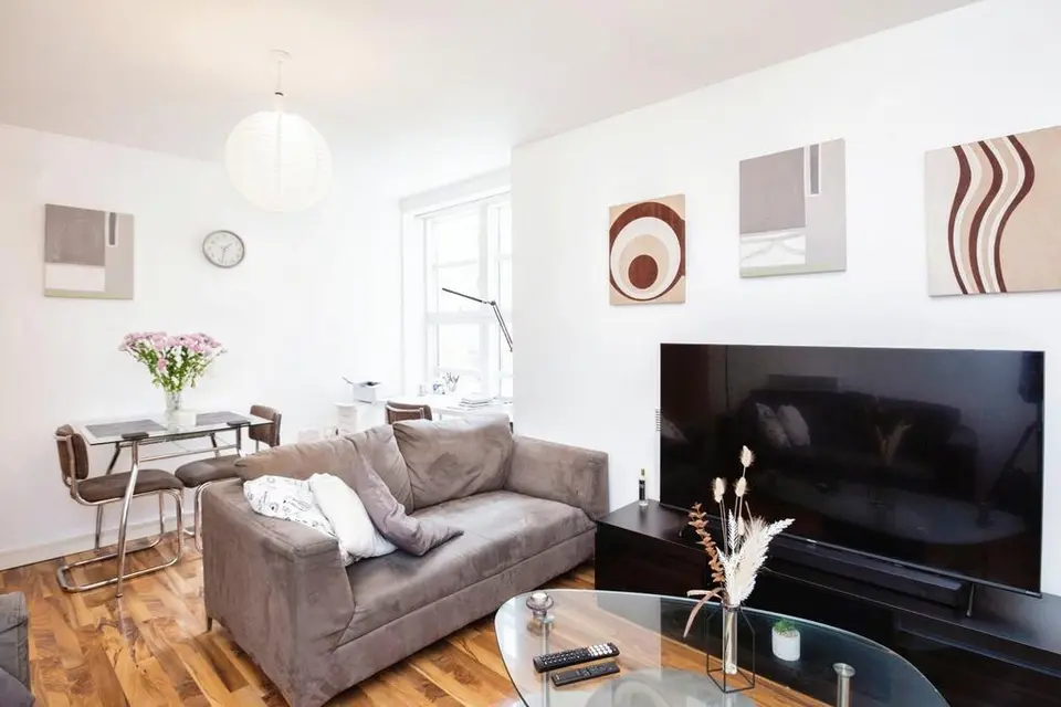 2 bedroom apartment for sale