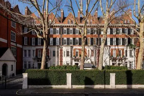 7 bedroom Terraced for sale