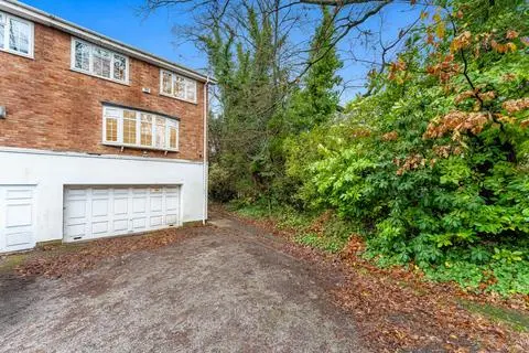 3 bedroom townhouse for sale