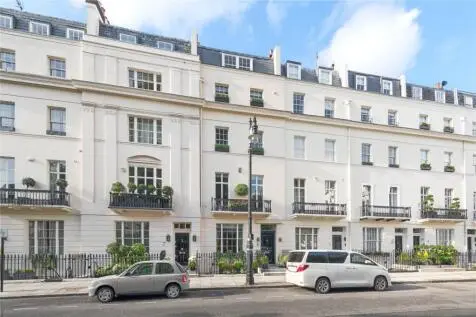 4 bedroom Terraced for sale