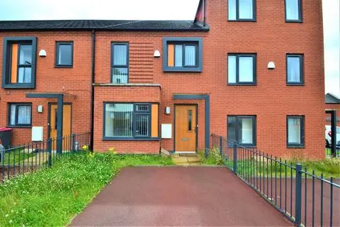3 bedroom terraced house for sale