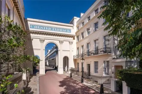 5 bedroom Terraced for sale