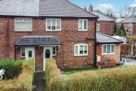 4 bedroom semi-detached house for sale