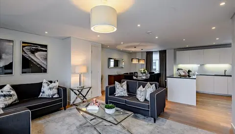 4 bedroom flat to rent