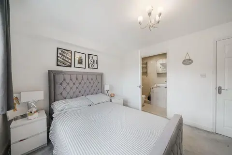 2 bedroom property to rent