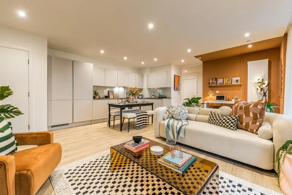 2 bedroom apartment for sale
