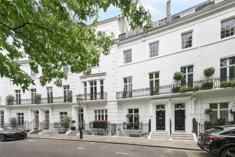 5 bedroom Terraced for sale
