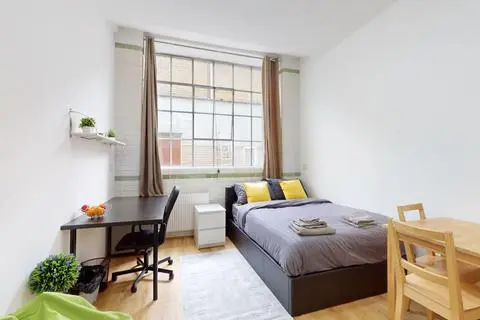 Studio to rent